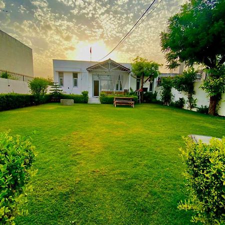 ג'איפור Solanki Farms & Pool Villa Garden Fully Private מראה חיצוני תמונה