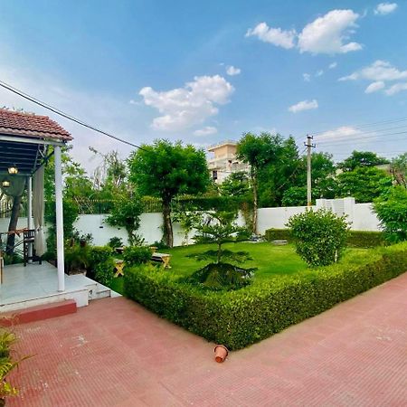 ג'איפור Solanki Farms & Pool Villa Garden Fully Private מראה חיצוני תמונה