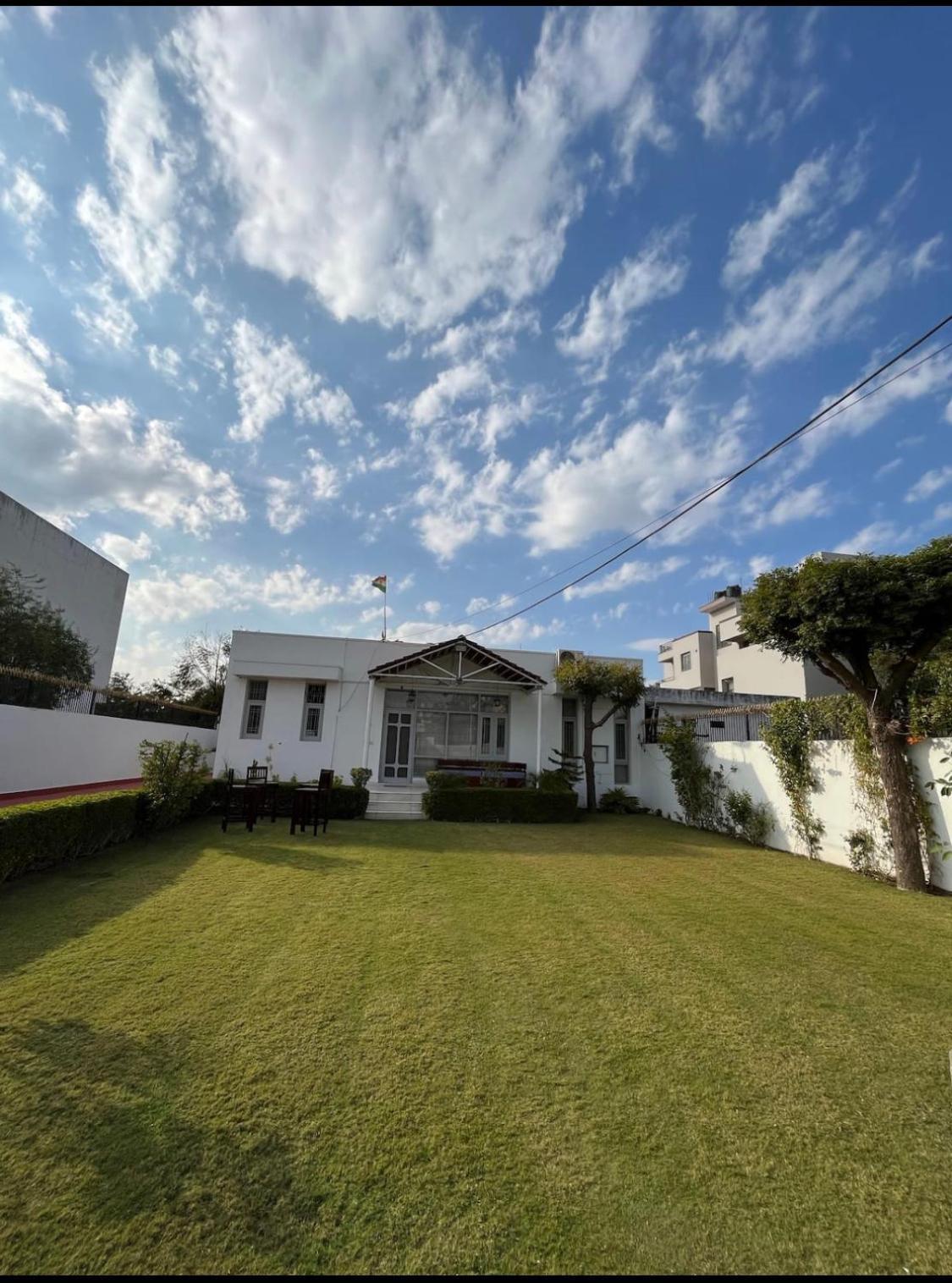 ג'איפור Solanki Farms & Pool Villa Garden Fully Private מראה חיצוני תמונה